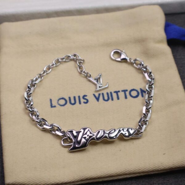 replica,repliche,fake,1:1,earrings,bracelet,ring,jewelry Nuovo bracciale in argento Lv (UDIGQ)