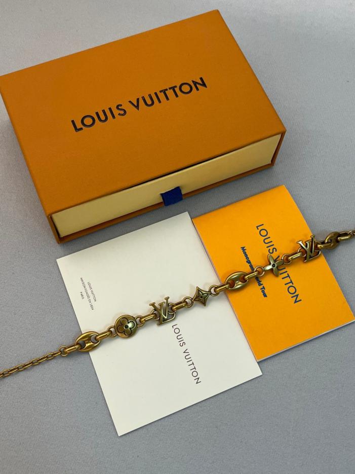 replica,repliche,fake,1:1,earrings,bracelet,ring,jewelry Bracciale LV Sailor (EPAVN) replica,repliche,fake,1:1,earrings,bracelet,ring,jewelry Bracciale LV Sailor (EPAVN)