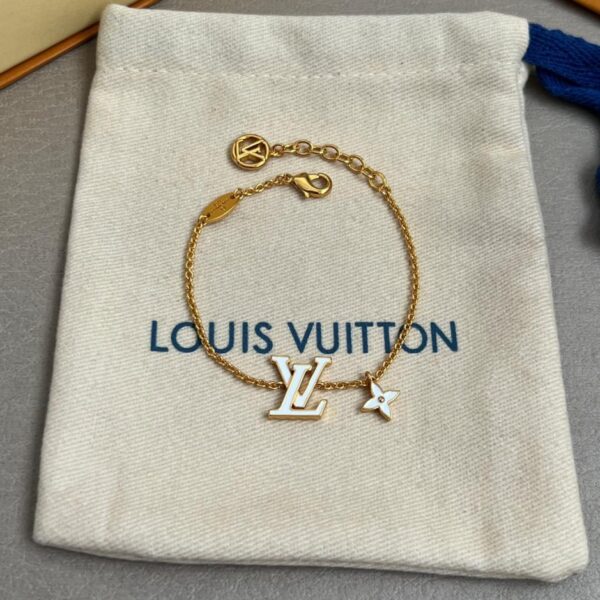 replica,repliche,fake,1:1,earrings,bracelet,ring,jewelry Bracciale LV (4664F)