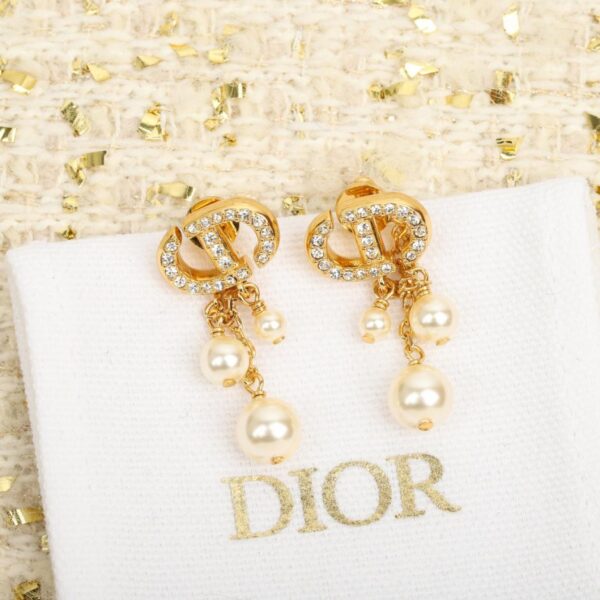 replica,repliche,fake,1:1,earrings,bracelet,ring,jewelry D orecchini con tre piccole perle (XGS1L)