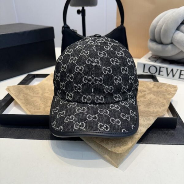 replica,repliche,fake,1:1,earrings,bracelet,ring,jewelry Cappellino da baseball originale GUCCI nuovo (U7EMV)