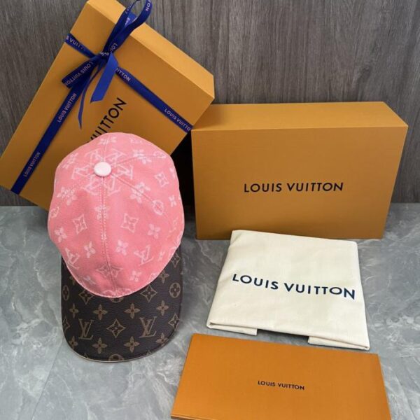 replica,repliche,fake,1:1,earrings,bracelet,ring,jewelry Nuovo cappellino da baseball LV (CTFJN)