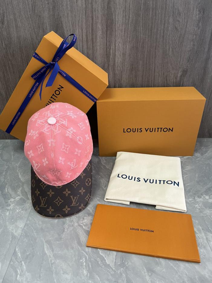replica,repliche,fake,1:1,earrings,bracelet,ring,jewelry Nuovo cappellino da baseball LV (CTFJN) replica,repliche,fake,1:1,earrings,bracelet,ring,jewelry Nuovo cappellino da baseball LV (CTFJN)