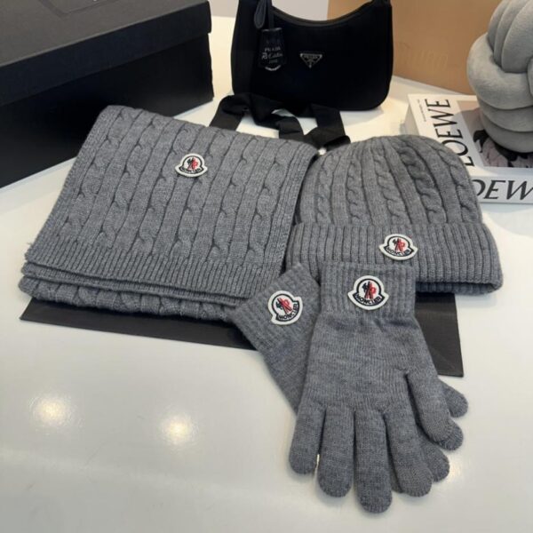 replica,repliche,fake,1:1,earrings,bracelet,ring,jewelry Berretto lavorato a maglia Moncler autunno e inverno (DRRXC)