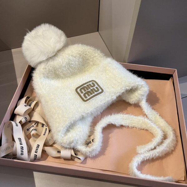 replica,repliche,fake,1:1,earrings,bracelet,ring,jewelry Nuovi paraorecchie MIUMIU, must-have per l’autunno e l’inverno (U5PJG)