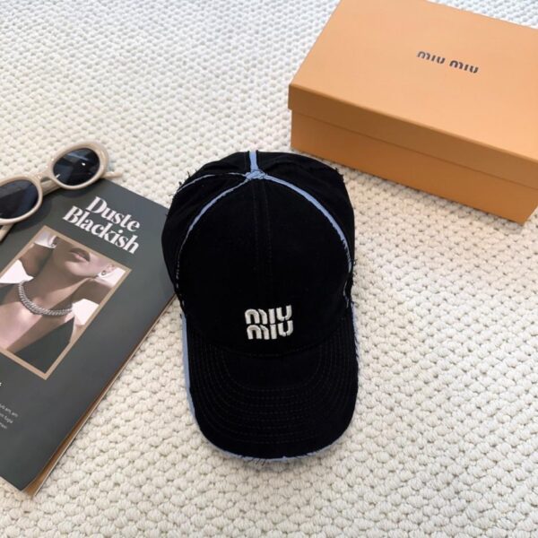 replica,repliche,fake,1:1,earrings,bracelet,ring,jewelry Cappellino da baseball ricamato stile nuovo ordine MIUMIU versione alta (J3PN6)