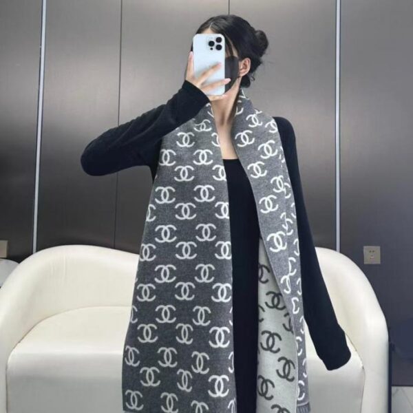 Sciarpa double face classica Chanel (WPYEC)