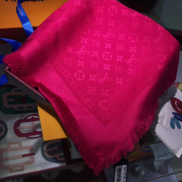 replica,repliche,fake,1:1,earrings,bracelet,ring,jewelry Scialle classico LV Rose Red (35W1R)