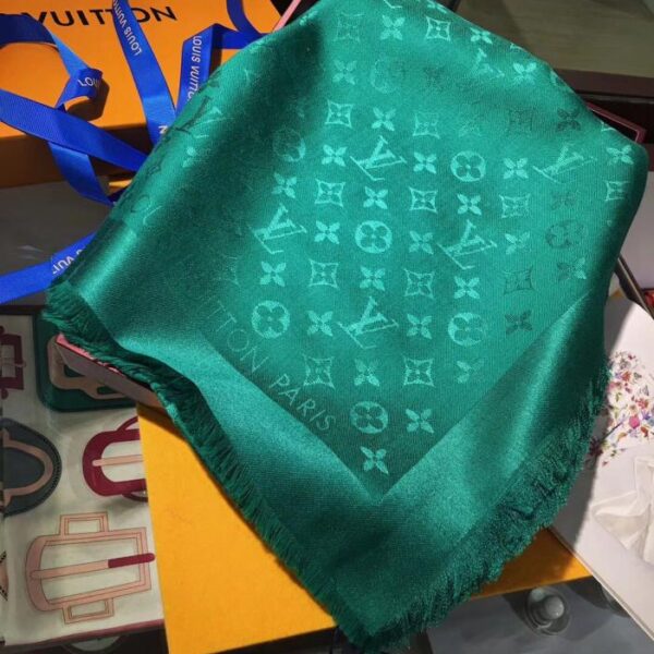 replica,repliche,fake,1:1,earrings,bracelet,ring,jewelry Scialle classico LV Emerald (4OO62)