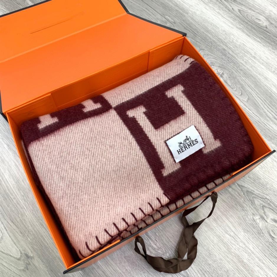 replica,repliche,fake,1:1,earrings,bracelet,ring,jewelry Scialle in cashmere HERMES (4LL4Z) replica,repliche,fake,1:1,earrings,bracelet,ring,jewelry Scialle in cashmere HERMES (4LL4Z)
