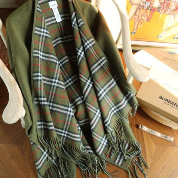 replica,repliche,fake,1:1,earrings,bracelet,ring,jewelry Burberry B piccola mantella da combattimento 100% puro cashmere (2VTHL)