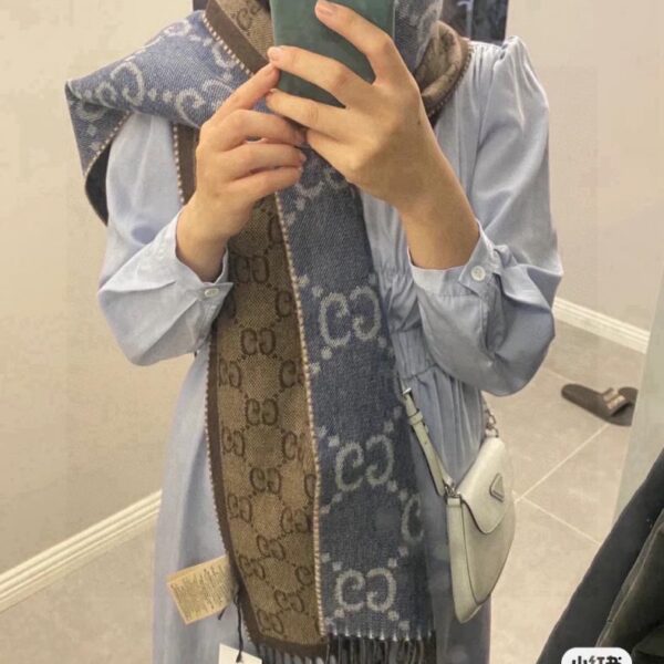 replica,repliche,fake,1:1,earrings,bracelet,ring,jewelry Nuova sciarpa Gucci, blu denim + caffè, alta qualità, unisex, (SI63B)