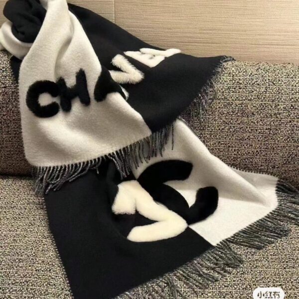replica,repliche,fake,1:1,earrings,bracelet,ring,jewelry Chanel colorblock + grandi lettere pelose (2EBJF)