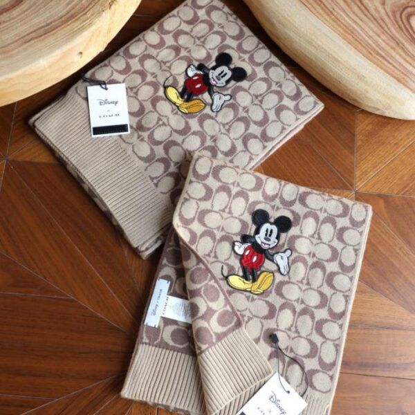 replica,repliche,fake,1:1,earrings,bracelet,ring,jewelry Sciarpa di Topolino COACH & Disney (LM98V)