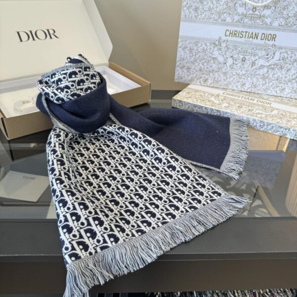 replica,repliche,fake,1:1,earrings,bracelet,ring,jewelry Sito ufficiale Dior, ultima sciarpa double-face (B7XZI)