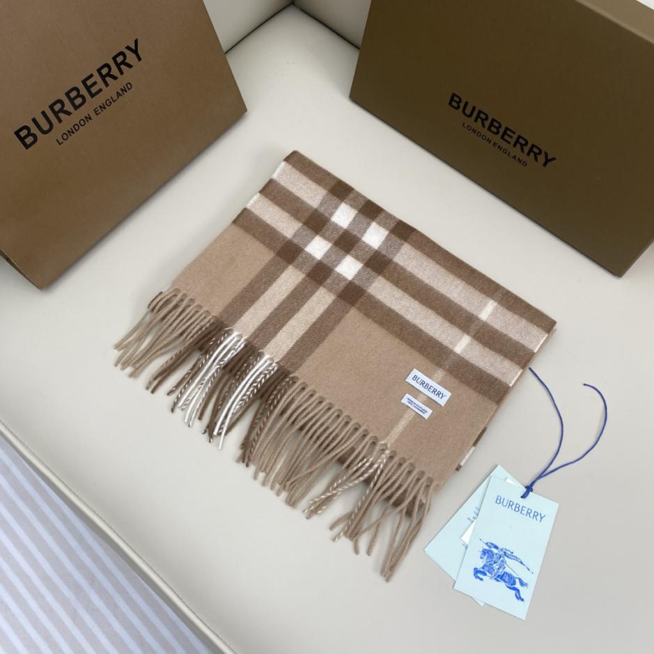 replica,repliche,fake,1:1,earrings,bracelet,ring,jewelry Sciarpa classica in cashmere a quadri Burberry (78UNG) replica,repliche,fake,1:1,earrings,bracelet,ring,jewelry Sciarpa classica in cashmere a quadri Burberry (78UNG)