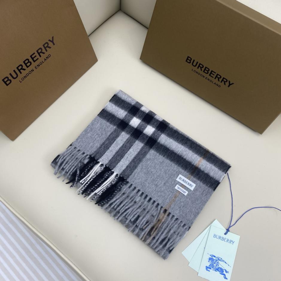 replica,repliche,fake,1:1,earrings,bracelet,ring,jewelry Sciarpa classica in cashmere a quadri Burberry (YX1UB) replica,repliche,fake,1:1,earrings,bracelet,ring,jewelry Sciarpa classica in cashmere a quadri Burberry (YX1UB)