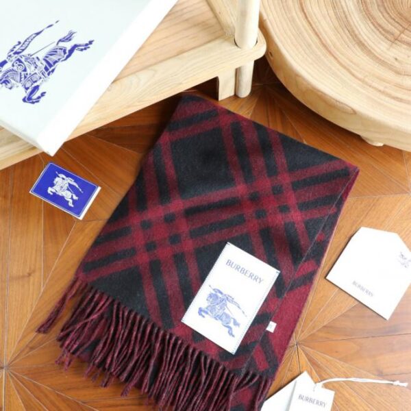 replica,repliche,fake,1:1,earrings,bracelet,ring,jewelry Sciarpa con logo B e frange Burberry, 100% cashmere, unisex (C31UP)