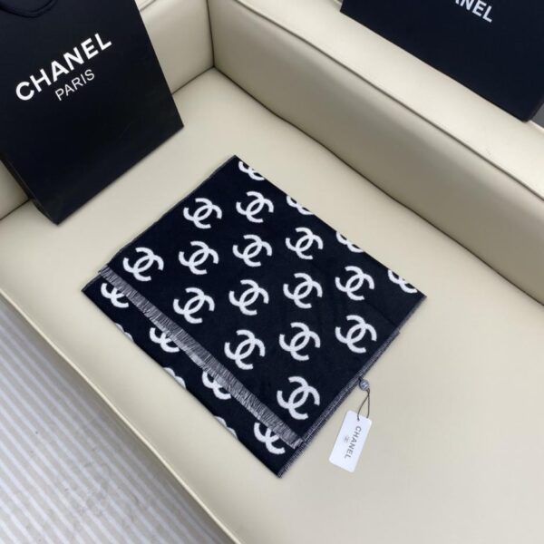 replica,repliche,fake,1:1,earrings,bracelet,ring,jewelry Nuova sciarpa bifacciale Chanel (97XP0)