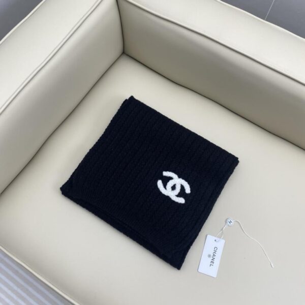 replica,repliche,fake,1:1,earrings,bracelet,ring,jewelry CHANEL, sciarpa classica in maglia di cashmere con motivo a righe verticali e doppia C (G12HJ)