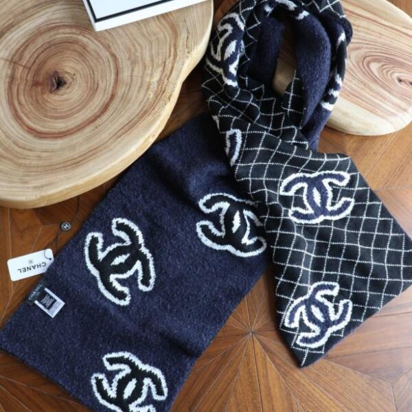 replica,repliche,fake,1:1,earrings,bracelet,ring,jewelry Sciarpa in maglia double face con diamanti Chanel (CDNOP)