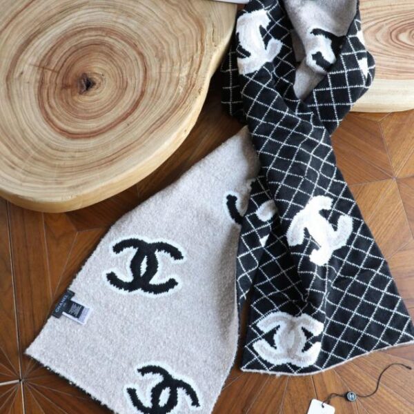replica,repliche,fake,1:1,earrings,bracelet,ring,jewelry Sciarpa in maglia double face con diamanti Chanel (DM1WK)