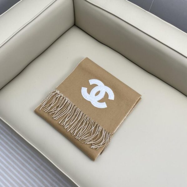 replica,repliche,fake,1:1,earrings,bracelet,ring,jewelry Scialle Chanel con logo bifacciale in tinta unita (Q2BW7)