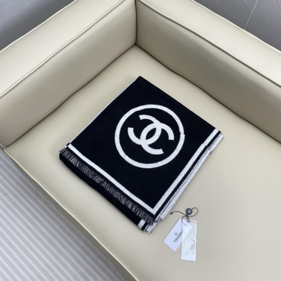replica,repliche,fake,1:1,earrings,bracelet,ring,jewelry Scialle simmetrico bianco e nero Chanel (2EEXT) replica,repliche,fake,1:1,earrings,bracelet,ring,jewelry Scialle simmetrico bianco e nero Chanel (2EEXT)
