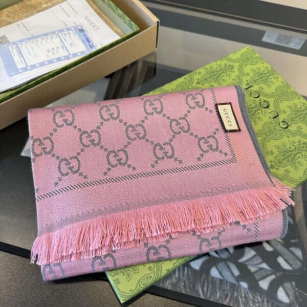 replica,repliche,fake,1:1,earrings,bracelet,ring,jewelry Scialle jacquard con lettere double-face GUCCI (8N3C0)