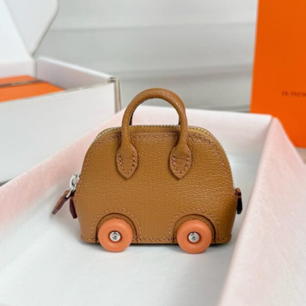 replica,repliche,fake,1:1,earrings,bracelet,ring,jewelry Bolide️ Hermes Mini Borsa da bowling Portachiavi con ciondolo (NC9IU)