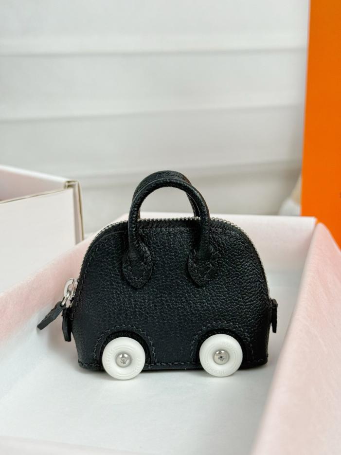 replica,repliche,fake,1:1,earrings,bracelet,ring,jewelry Portachiavi con ciondolo per borsa Bolide️ Hermes Mini Bowling Bag (WC1WL) replica,repliche,fake,1:1,earrings,bracelet,ring,jewelry Portachiavi con ciondolo per borsa Bolide️ Hermes Mini Bowling Bag (WC1WL)