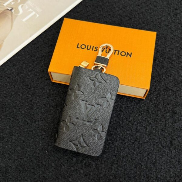 replica,repliche,fake,1:1,earrings,bracelet,ring,jewelry Nuovo portachiavi per auto LV, 8 colori (Z0Z87)