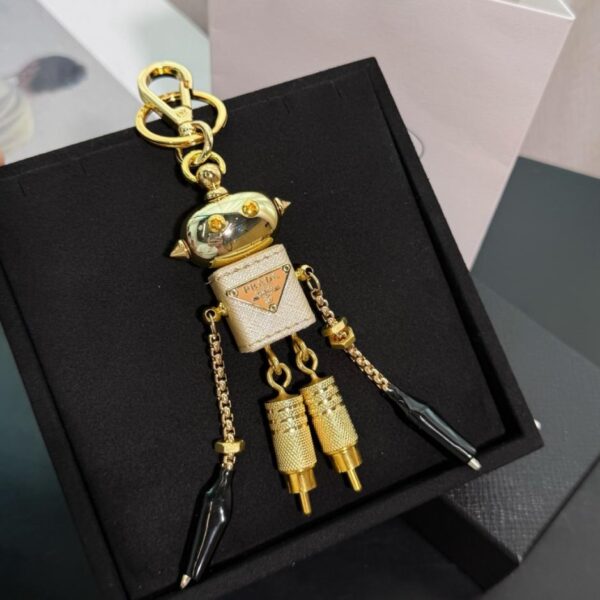 replica,repliche,fake,1:1,earrings,bracelet,ring,jewelry Portachiavi con ciondolo e gancio per borsa Prada Robot (R7UE8)