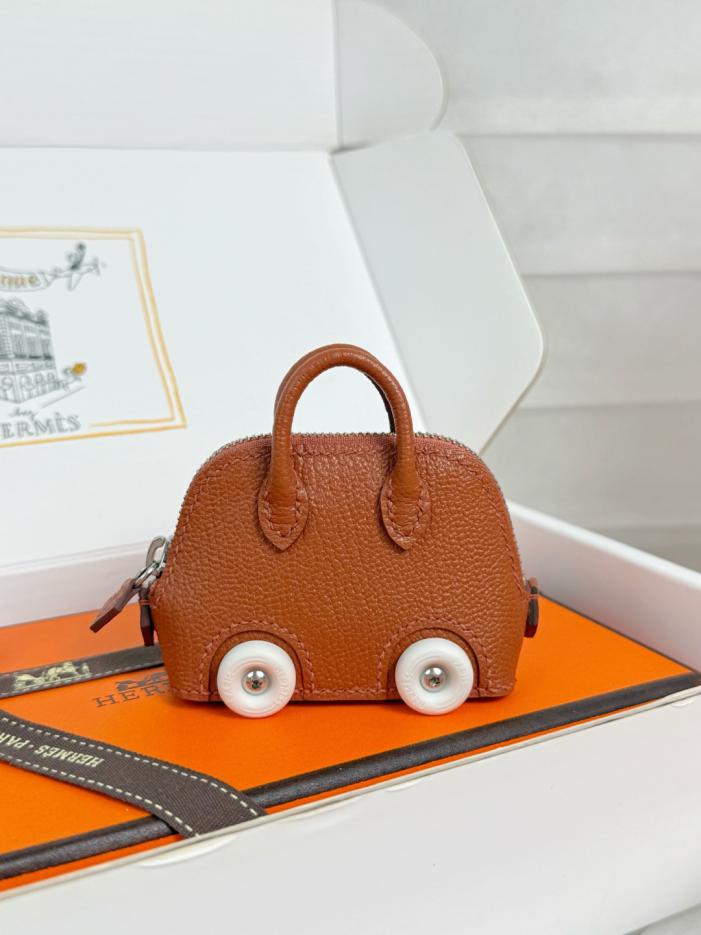 replica,repliche,fake,1:1,earrings,bracelet,ring,jewelry Portachiavi con ciondolo per borsa Bolide️ Hermes Mini Bowling Bag (DX13W) replica,repliche,fake,1:1,earrings,bracelet,ring,jewelry Portachiavi con ciondolo per borsa Bolide️ Hermes Mini Bowling Bag (DX13W)