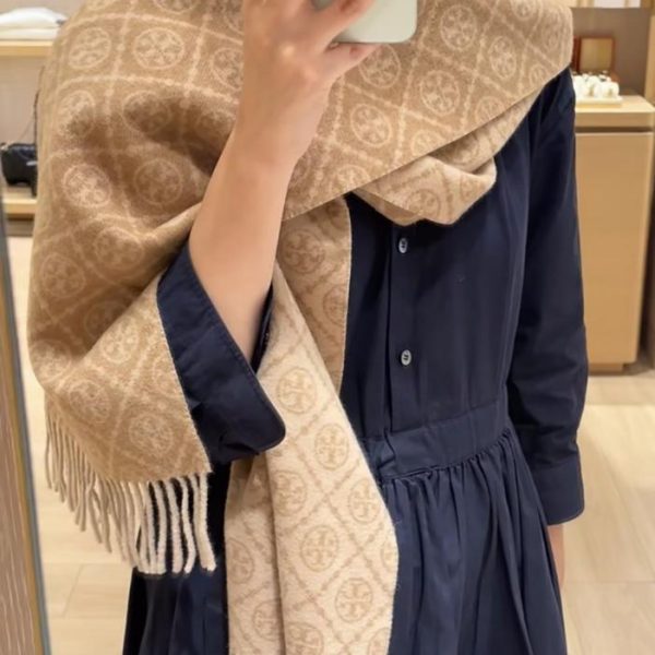 replica,repliche,fake,1:1,earrings,bracelet,ring,jewelry Sciarpa lunga grande in jacquard TORY BURCH T MONOGRAM (LMGLU)