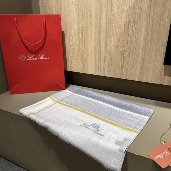 replica,repliche,fake,1:1,earrings,bracelet,ring,jewelry Sciarpa in cashmere sottile Loro Piana (LWXWX)