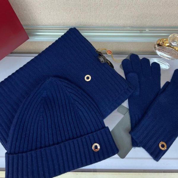 replica,repliche,fake,1:1,earrings,bracelet,ring,jewelry Completo in maglia con volant in cashmere Loro Piana e cappello in cashmere 100% (SOVEW)