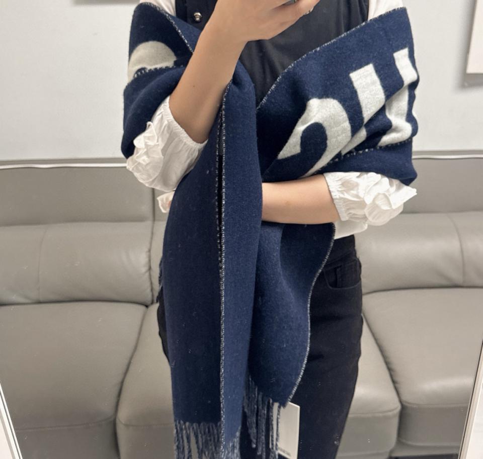 replica,repliche,fake,1:1,earrings,bracelet,ring,jewelry Sciarpa reversibile JACQUEMUS (EKU54) replica,repliche,fake,1:1,earrings,bracelet,ring,jewelry Sciarpa reversibile JACQUEMUS (EKU54)