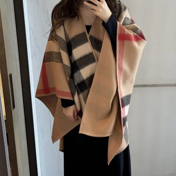 replica,repliche,fake,1:1,earrings,bracelet,ring,jewelry Mantella reversibile Burberry (NTATK)
