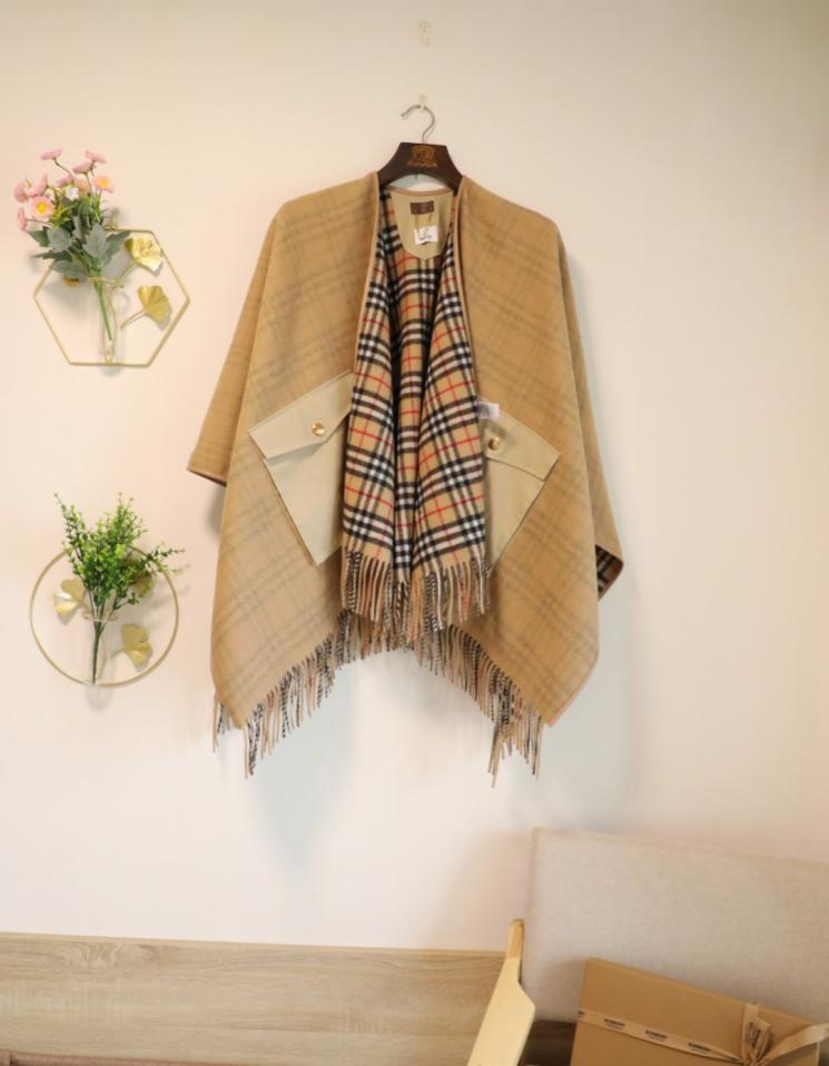 replica,repliche,fake,1:1,earrings,bracelet,ring,jewelry Borsa a fisarmonica Burberry resistente, mantella in lana, reversibile (AQ3TC) replica,repliche,fake,1:1,earrings,bracelet,ring,jewelry Borsa a fisarmonica Burberry resistente, mantella in lana, reversibile (AQ3TC)