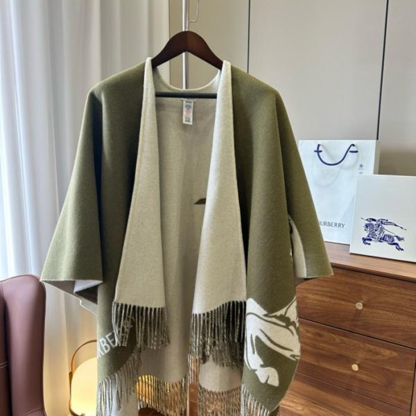 replica,repliche,fake,1:1,earrings,bracelet,ring,jewelry Scialle Burberry Equestrian in misto cashmere verde oliva (57N03)