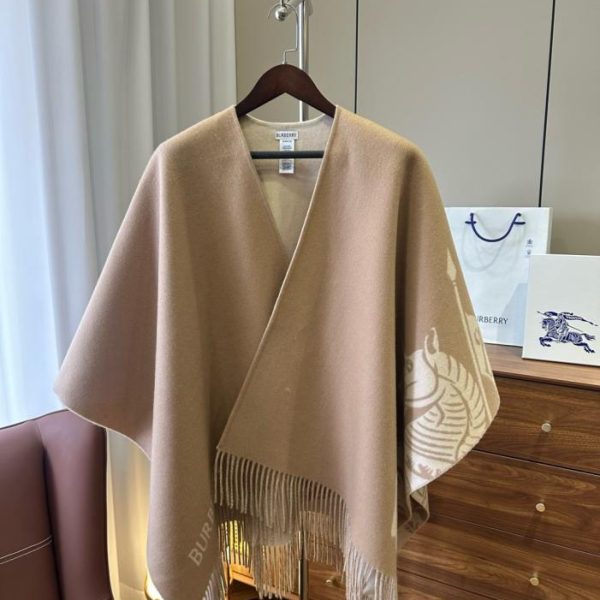 replica,repliche,fake,1:1,earrings,bracelet,ring,jewelry Scialle Burberry Equestrian in misto cashmere color sabbia (X72KE)