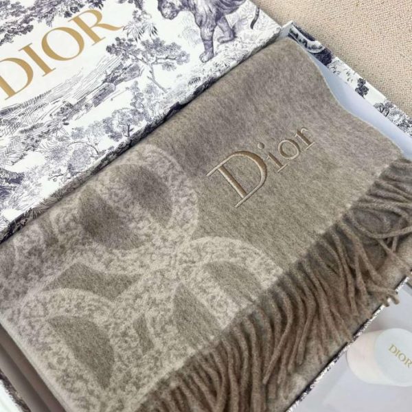 replica,repliche,fake,1:1,earrings,bracelet,ring,jewelry Sciarpa piccola in cashmere Dior (TIFF5)