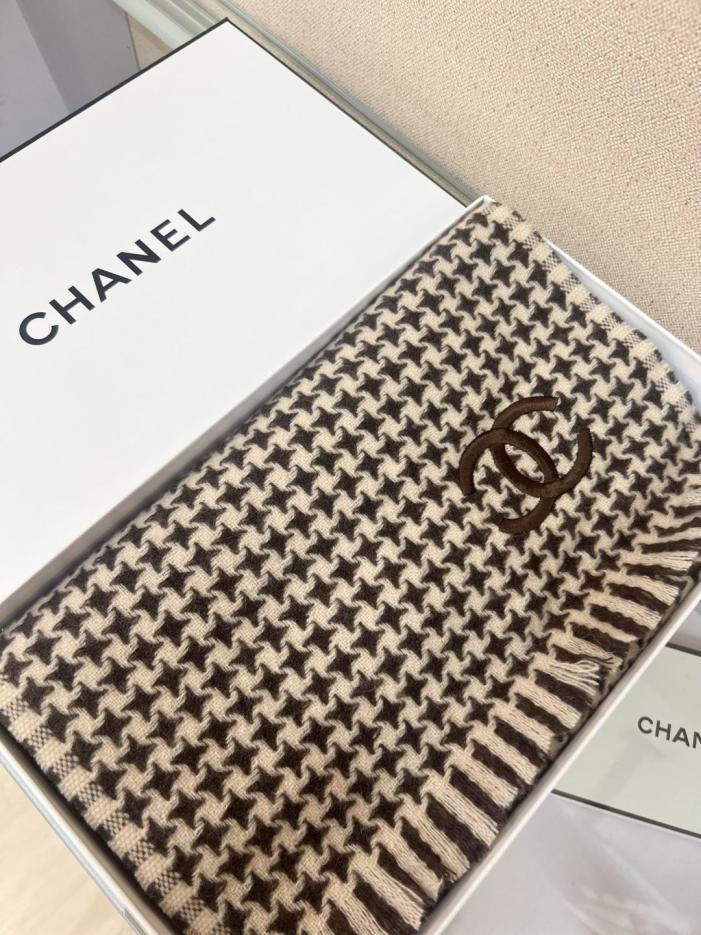 replica,repliche,fake,1:1,earrings,bracelet,ring,jewelry Sciarpa in cashmere lavorato a maglia Chanel Double C (10WFJ) replica,repliche,fake,1:1,earrings,bracelet,ring,jewelry Sciarpa in cashmere lavorato a maglia Chanel Double C (10WFJ)
