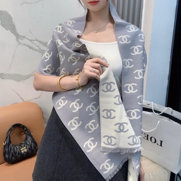 replica,repliche,fake,1:1,earrings,bracelet,ring,jewelry La nuova sciarpa nera di Chanel (0HXWZ)