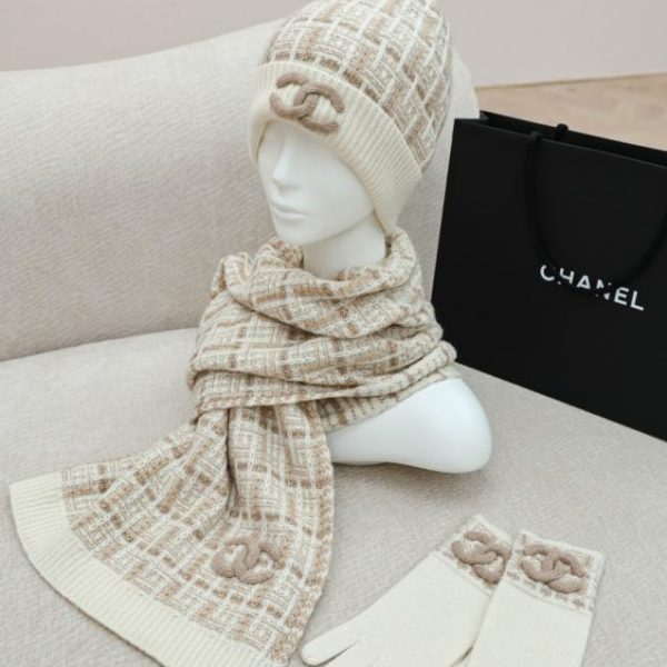 replica,repliche,fake,1:1,earrings,bracelet,ring,jewelry Set di tre foulard con logo in velluto Chanel (J6X4F)