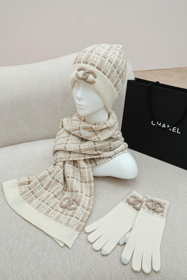 replica,repliche,fake,1:1,earrings,bracelet,ring,jewelry Set di tre foulard con logo in velluto Chanel (J6X4F) replica,repliche,fake,1:1,earrings,bracelet,ring,jewelry Set di tre foulard con logo in velluto Chanel (J6X4F)