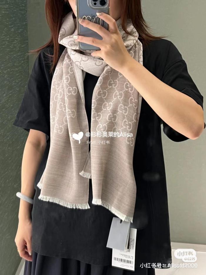 replica,repliche,fake,1:1,earrings,bracelet,ring,jewelry Sciarpa lunga GG, elegante sciarpa lunga in seta e cashmere jacquard bicolore (T76K4) replica,repliche,fake,1:1,earrings,bracelet,ring,jewelry Sciarpa lunga GG, elegante sciarpa lunga in seta e cashmere jacquard bicolore (T76K4)