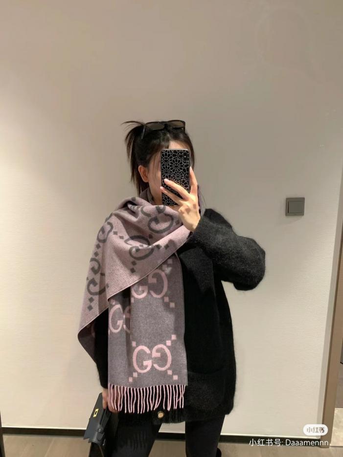 replica,repliche,fake,1:1,earrings,bracelet,ring,jewelry L’ultima classica sciarpa con nappa jacquard a doppia G di GUCCI (XWBG9) replica,repliche,fake,1:1,earrings,bracelet,ring,jewelry L’ultima classica sciarpa con nappa jacquard a doppia G di GUCCI (XWBG9)
