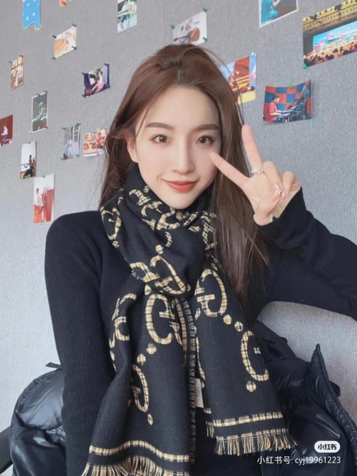 replica,repliche,fake,1:1,earrings,bracelet,ring,jewelry Sciarpa reversibile bicolore con motivo a quadri classici GUCCI (Z7KGR) replica,repliche,fake,1:1,earrings,bracelet,ring,jewelry Sciarpa reversibile bicolore con motivo a quadri classici GUCCI (Z7KGR)